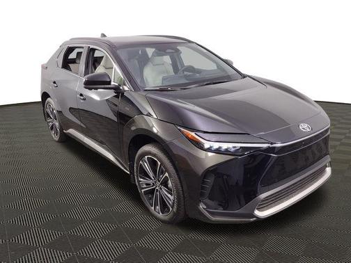 2025 Toyota bZ4X Limited