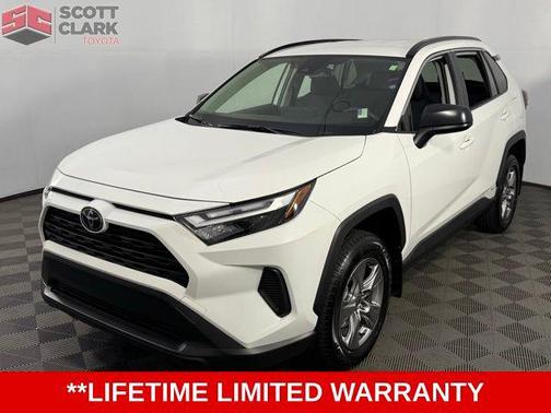 2025 Toyota RAV4 Hybrid SE
