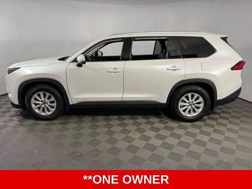 Pearl 2024 Toyota Grand Highlander XLE