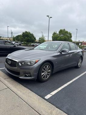 2015 INFINITI Q50 Base