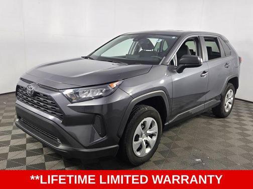 2022 Toyota RAV4 LE