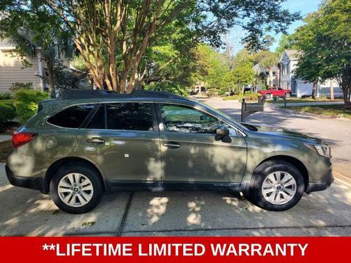 Green Metallic 2018 Subaru Outback 2.5i Premium