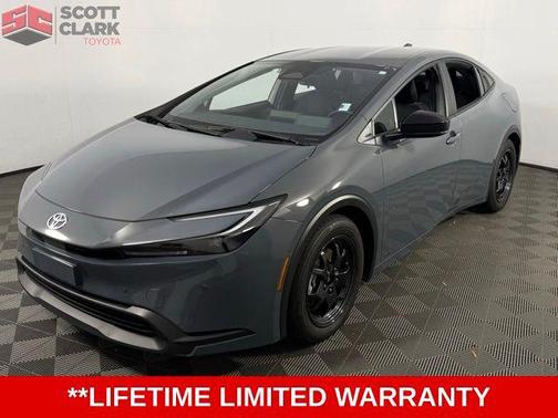 2024 Toyota Prius LE