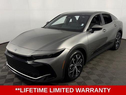 2024 Toyota Crown XLE