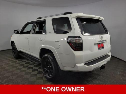 Ice 2024 Toyota 4Runner SR5 Premium