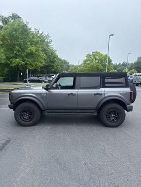 White 2022 Ford Bronco