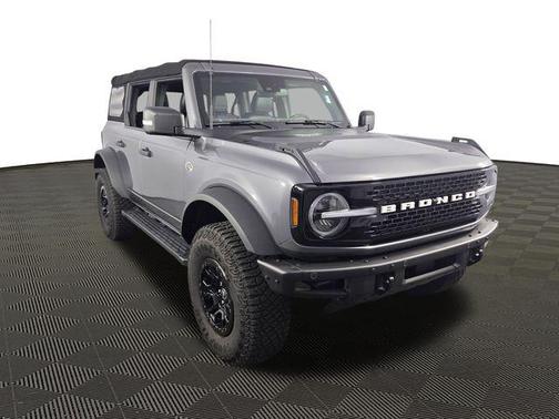 Carbonized Gray Metallic 2022 Ford Bronco Wildtrak