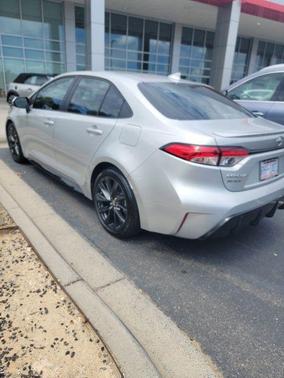 Classic Silver Metallic 2024 Toyota Corolla SE
