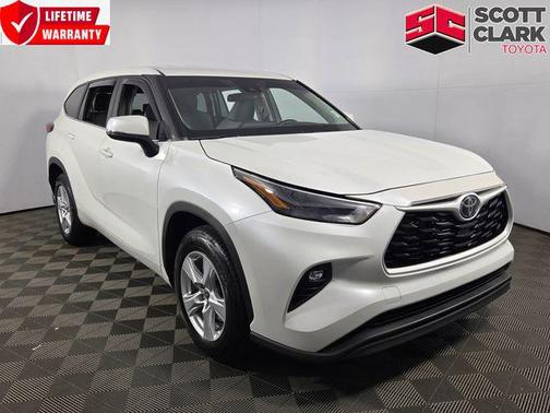 2023 Toyota Highlander LE