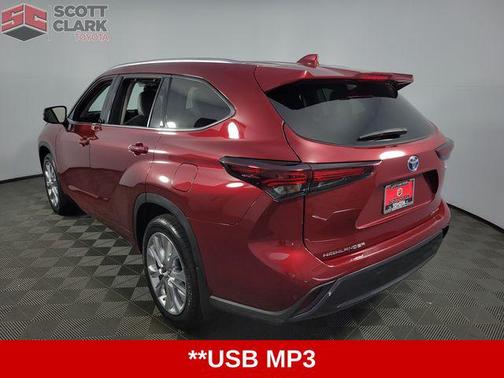 2024 Toyota Highlander Hybrid Limited