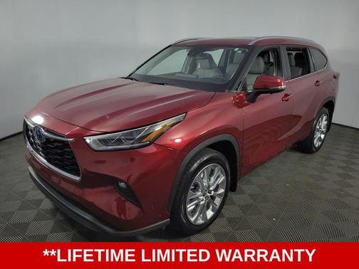 2024 Toyota Highlander Hybrid Limited