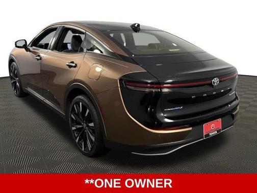 2023 Toyota Crown Platinum
