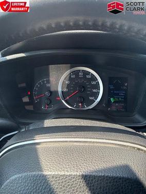 Classic Silver Metallic 2021 Toyota Corolla SE