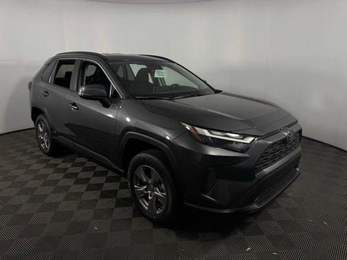 2025 Toyota RAV4 Hybrid SE