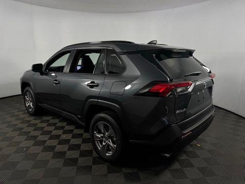 2025 Toyota RAV4 Hybrid SE