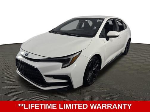 2025 Toyota Corolla Hybrid SE
