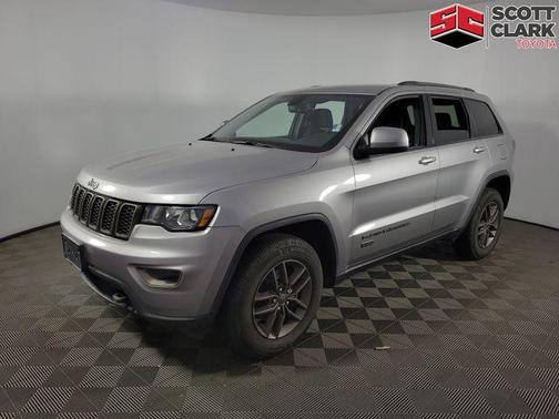 Billet Silver Metallic Clearcoat 2016 Jeep Grand Cherokee Laredo