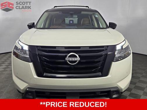 2024 Nissan Pathfinder Platinum 4WD