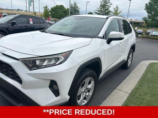 Super White 2019 Toyota RAV4 XLE