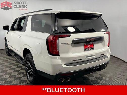 2023 GMC Yukon XL 4WD AT4