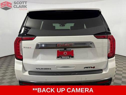 2023 GMC Yukon XL 4WD AT4