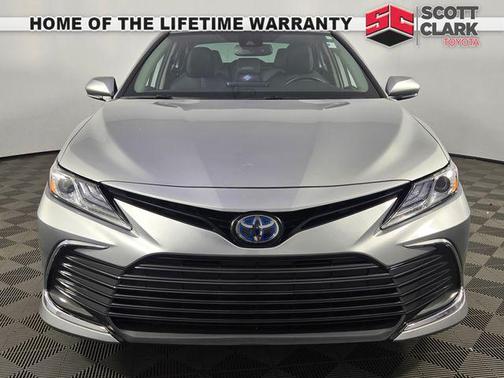 2024 Toyota Camry Hybrid XLE