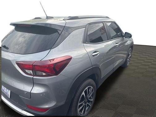 Sterling Gray Metallic 2025 Chevrolet Trailblazer LT