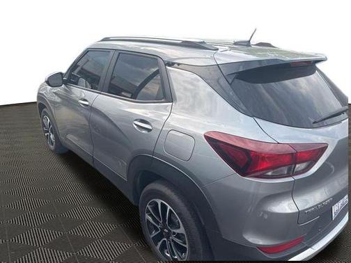 Sterling Gray Metallic 2025 Chevrolet Trailblazer LT
