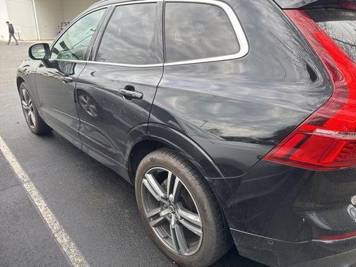 2018 Volvo XC60 T5 Momentum