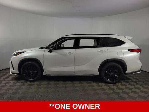 Wind Chill Pearl 2023 Toyota Highlander XSE