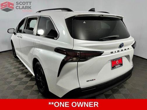 2023 Toyota Sienna XLE 7 Passenger