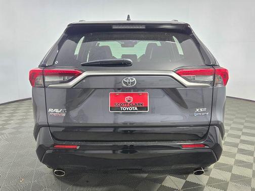 2025 Toyota RAV4 Hybrid SE