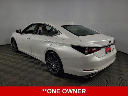 2023 Lexus ES 350 Base