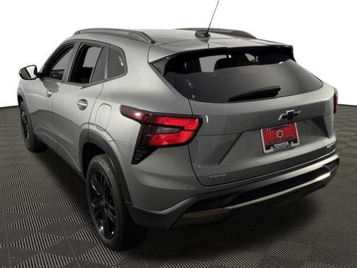 Sterling Gray Metallic 2025 Chevrolet Trax FWD ACTIV