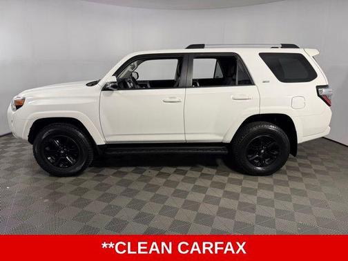 Ice Cap 2024 Toyota 4Runner SR5 Premium