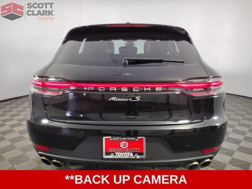 2019 Porsche Macan Base