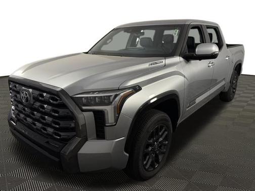 2025 Toyota Tundra Hybrid Platinum