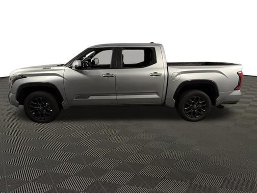 2025 Toyota Tundra Hybrid Platinum