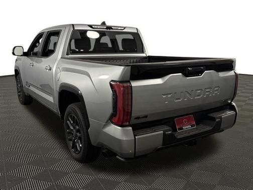 2025 Toyota Tundra Hybrid Platinum