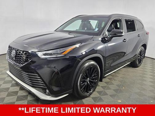 2025 Toyota Highlander XSE
