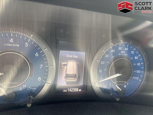Silver Sky Metallic 2015 Toyota Sienna XLE Premium