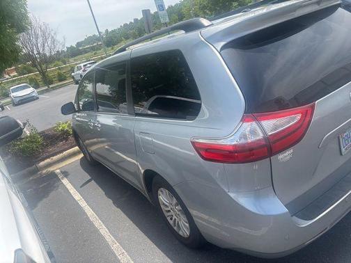 Silver Sky 2015 Toyota Sienna XLE Premium