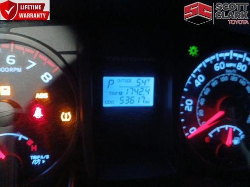 2016 Toyota Tacoma SR