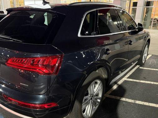 2020 Audi Q5 45 Premium Plus
