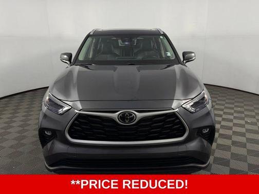 2025 Toyota Highlander Hybrid XLE