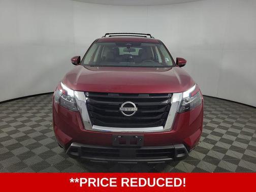 2023 Nissan Pathfinder SV 4WD