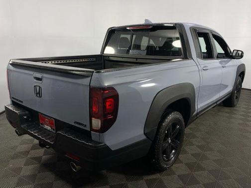 2022 Honda Ridgeline Black