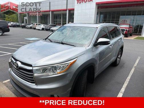 Silver Sky Metallic 2014 Toyota Highlander XLE
