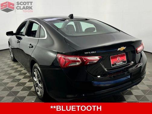 2022 Chevrolet Malibu FWD LT
