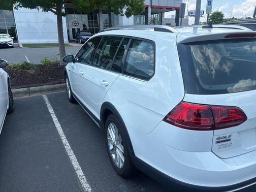 2017 Volkswagen Golf Alltrack TSI SEL